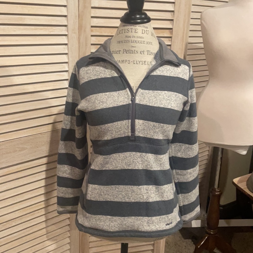 🆕 Patagonia Women's Striped Half-Zip Pullover